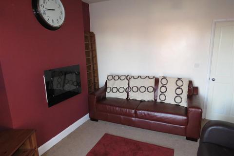 3 bedroom house to rent, Moor View Road, Sheffield, South Yorkshire, UK, S8