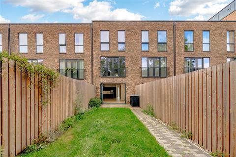 4 bedroom terraced house to rent, Caird Street, London W10