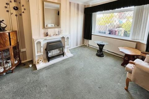 3 bedroom semi-detached house for sale, Dovedale Road, Breightmet