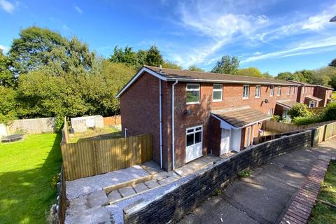 3 bedroom end of terrace house for sale, Stunning & Fully Renovated. Cefn Milwr, Cwmbran