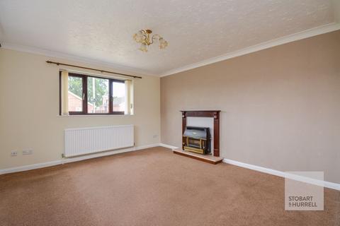 2 bedroom detached bungalow for sale, St. Peters Way, Norwich NR10