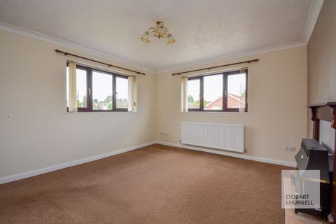 2 bedroom detached bungalow for sale, St. Peters Way, Norwich NR10