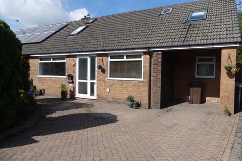 4 bedroom semi-detached bungalow for sale, Trent Road, Oldham OL2