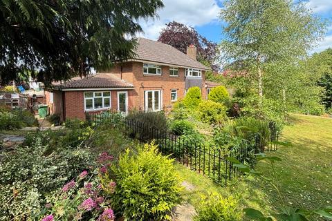 Kenilworth Avenue, Gloucester