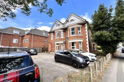 2 bedroom apartment for sale, Crabton Close Road, Boscombe, Bournemouth