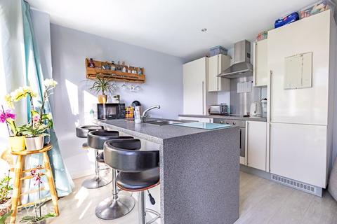 2 bedroom flat for sale, 49 Mount Pleasant Road, Poole BH15