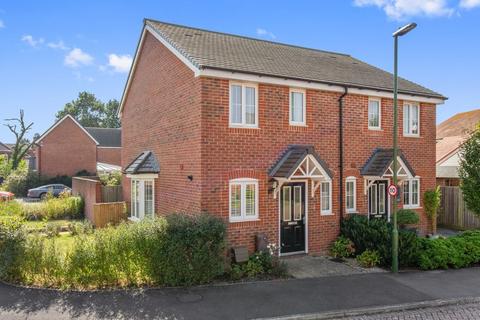 2 bedroom semi-detached house for sale, Hawthorne Gardens, Hambrook