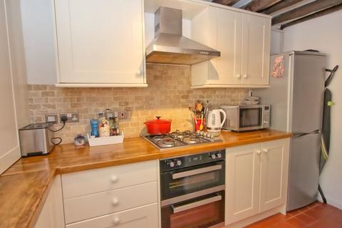 2 bedroom terraced house for sale, 9 Deanway, Chalfont St. Giles