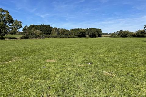 Land for sale, Old ViIllage Road, Willand, Cullompton