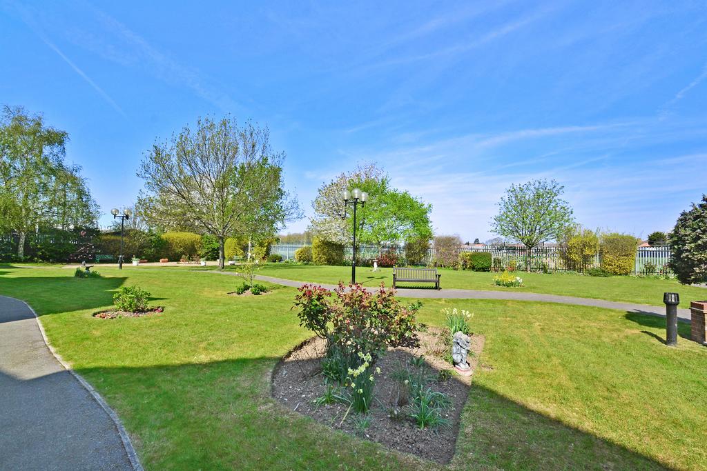 Communal gardens