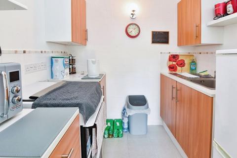 1 bedroom flat for sale, Weymouth Street, Warminster BA12