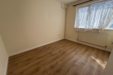 4 bedroom townhouse to rent, Atkinson Road, London E16