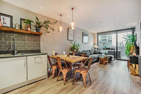 2 bedroom flat for sale, Alie Street, London E1