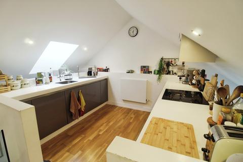 2 bedroom terraced house to rent, Alder Street, Chimney Pot Park