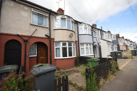 3 bedroom terraced house for sale, Chester Avenue, Luton, Bedfordshire, LU4