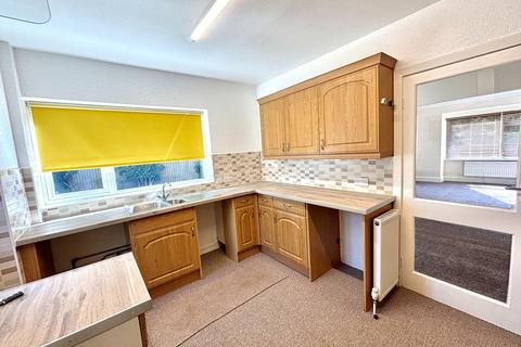 2 bedroom apartment to rent, 54 Stepney Drive, Scarborough