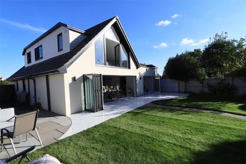 4 bedroom detached house for sale, Sitwell Close, Newport Pagnell, Buckinghamshire, MK16