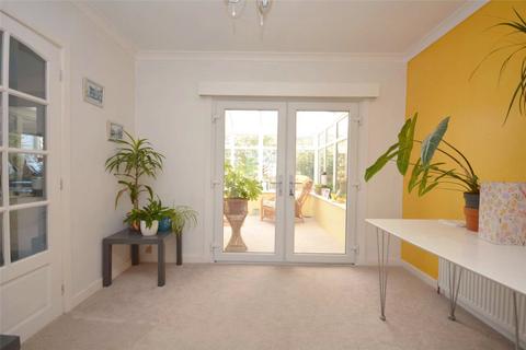 3 bedroom semi-detached house for sale, Thornhill Grove, Calverley, Pudsey, West Yorkshire