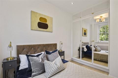 1 bedroom apartment for sale, Kensington Gardens Square, London, W2