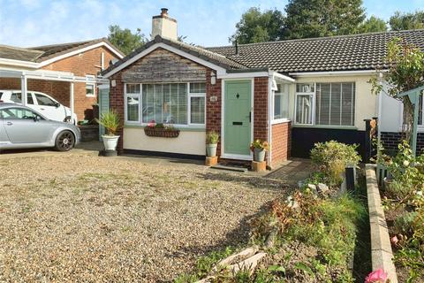 2 bedroom bungalow to rent, Alderside Cresent, Lanchester, County Durham, DH7