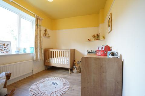 33 Clough Lane, Grasscroft, Oldham, OL4 4EW