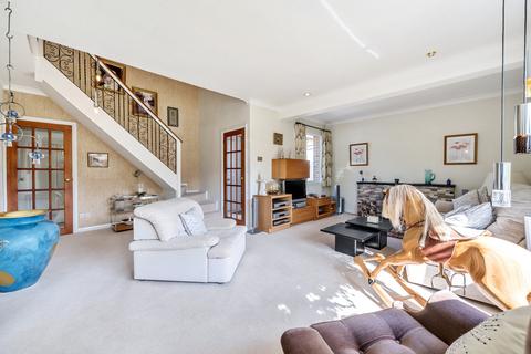 4 bedroom detached house for sale, Swanston Field, Reading RG8