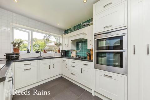 28 Ox Hey Drive, Biddulph, Stoke-on-trent, ST8 7EX