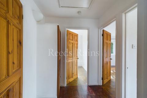 31 Devon Road, South Darenth, Dartford, DA4 9AA