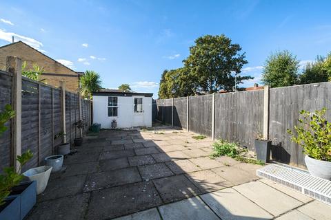 4 bedroom terraced house for sale, Heatherdene Close, Mitcham CR4