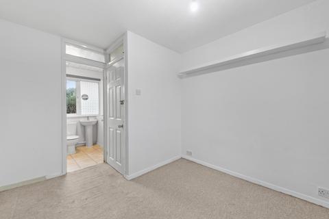 1 bedroom end of terrace house to rent, Bourne Drive, Mitcham CR4