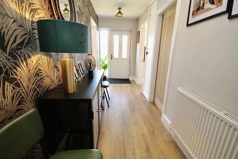 16 Avon Drive, Guisborough, TS14 8AX