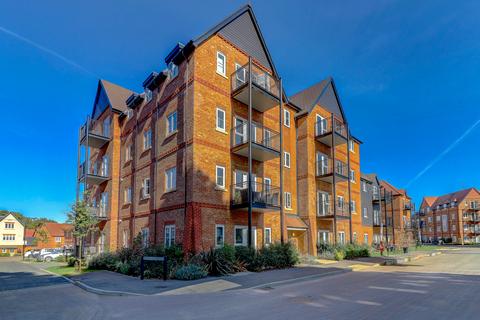 2 bedroom apartment for sale, Aspen Road, Buckinghamshire HP10