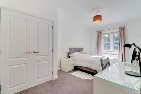 2 bedroom apartment for sale, Aspen Road, Buckinghamshire HP10