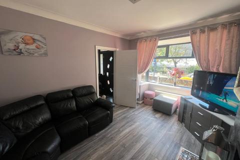 3 bedroom semi-detached house for sale, Swan Meadow Road, Greater Manchester WN3