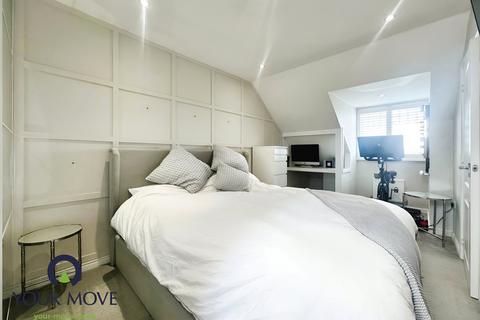 25 Forrest Shaw, Castle Hill, Swanscombe, DA10 1AF