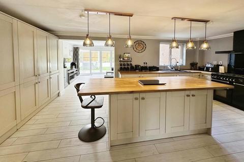 65 Station Road, Hambleton, Selby, YO8 9HY