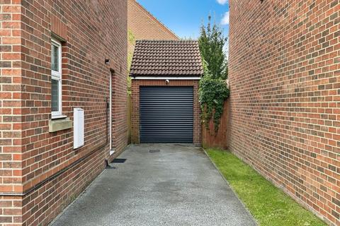 65 Station Road, Hambleton, Selby, YO8 9HY
