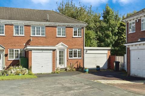 4 bedroom end of terrace house for sale, Cardinals Court, Selby YO8