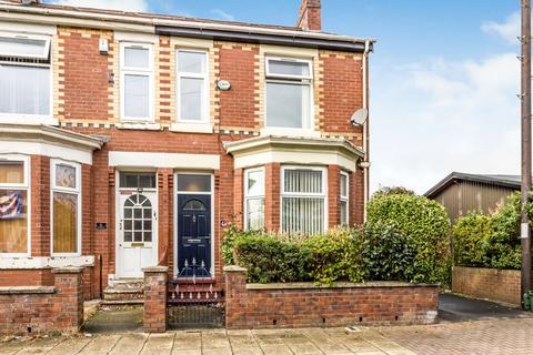 3 bedroom end of terrace house to rent, Powell Street, Manchester M16