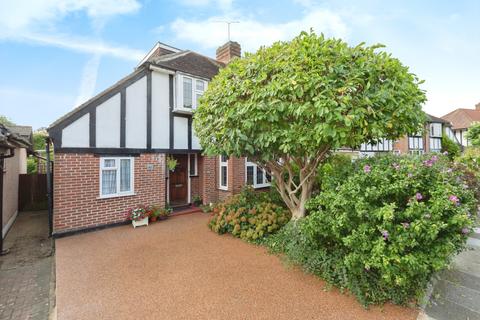 84 Redway Drive, Whitton, Twickenham, TW2 7NW