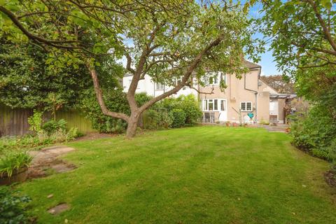 84 Redway Drive, Whitton, Twickenham, TW2 7NW