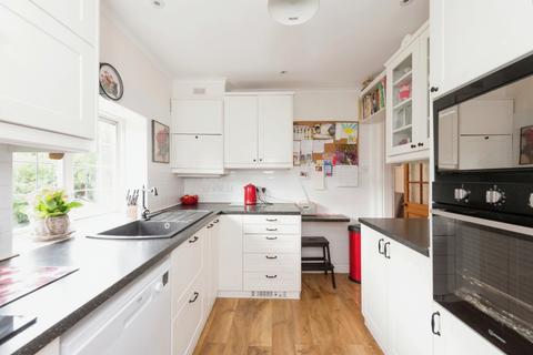 84 Redway Drive, Whitton, Twickenham, TW2 7NW