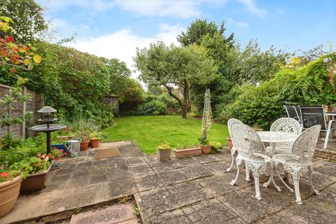 84 Redway Drive, Whitton, Twickenham, TW2 7NW