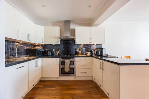 1 bedroom flat for sale, City Road, City, London, EC1V