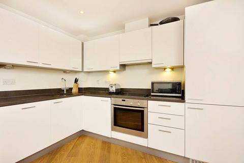 1 bedroom flat to rent, Webber Street, Borough, London, SE1