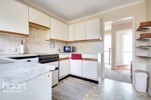 28 The Paddocks, Stevenage, SG2 9TU