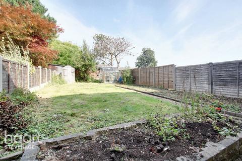 28 The Paddocks, Stevenage, SG2 9TU