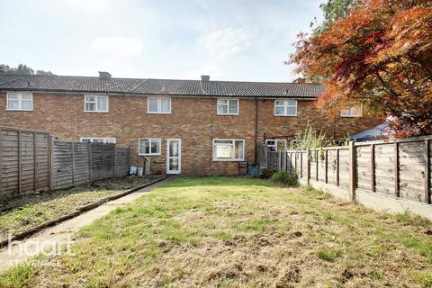 28 The Paddocks, Stevenage, SG2 9TU