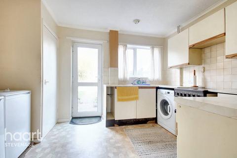 28 The Paddocks, Stevenage, SG2 9TU