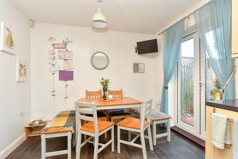 3 bedroom terraced house for sale, Finch Close, Faversham, Kent